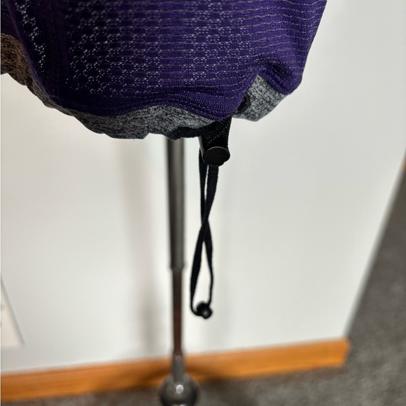 LULULEMON Razorback Twisted Tank Top - Picture 4 of 8